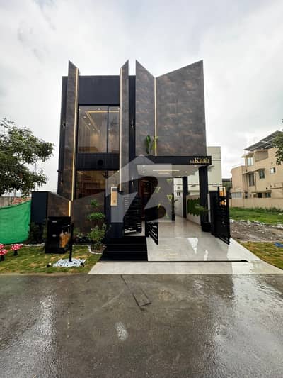 3 Years Installment Plan Luxury 1.5 Story 5 Marla Brand New House In Park View City Lahore 3 Years Installment Plan Luxury 1.5 Story 5 Marla Brand New House In Park View City Lahore