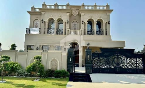 ڈی ایچ اے فیز 7 ڈی ایچ اے ڈیفینس,لاہور میں 5 کمروں کا 1 کنال مکان 5.0 لاکھ میں کرایہ پر دستیاب ہے۔