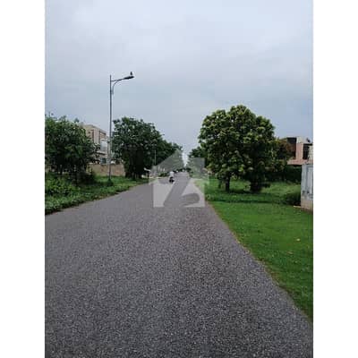 1 Kanal Premium Residential Plot, Close To Raya Golf Course, Drict Excess From Main 150fet Road