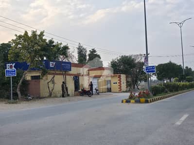 Prime Location 20 Marla Residential Plot In Regi Model Town Phase 1 - Block C2 Best Option