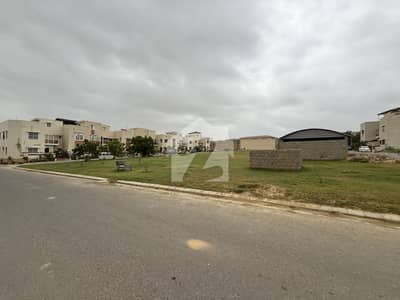240 Sq. Yards Plot for Sale in Block D, Naya Nazimabad 70 Ft Road