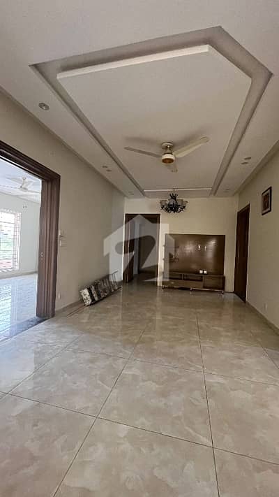 14 Marla Upper Portion for Rent in Media Town C Block Rawalpindi ( Original Pictures )