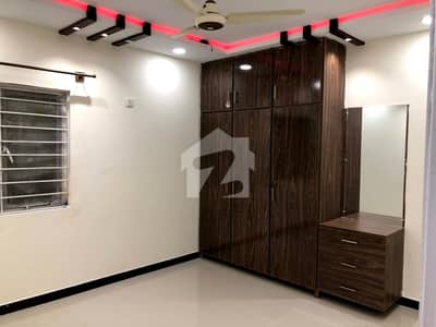 FULLY RENOVATED Flat Available In G-10/2 For Rent