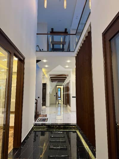 Perfect 500 Square Yards House In DHA Phase 8 For sale