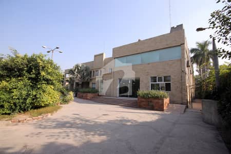 GULBERG ESTATE OFFER 4 KANAL COMMERCIAL BUILDING FOR RENT IN MAIN BOULEVARD GULBERG II LAHORE GULBERG ESTATE OFFER 4 KANAL COMMERCIAL BUILDING FOR RENT IN MAIN BOULEVARD GULBERG II LAHORE