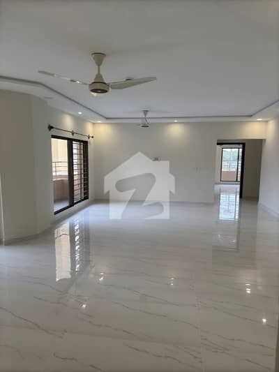 Askari 5 - Sector J Flat Sized 3200 Square Feet Is Available