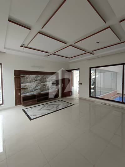 With Basement 1000sq yd Luxury Villa with Designer Kitchen, Washroom and Elevation. Ready to Move With Basement 1000sq yd Luxury Villa with Designer Kitchen, Washroom and Elevation. Ready to Move