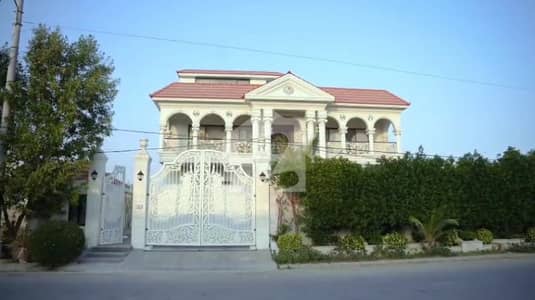 1000 Square Yards House Up For Rent In DHA Phase 8 - Zone A