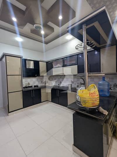 A 300 Square Yards Upper Portion In Gulistan-e-Jauhar - Block 3 Karachi