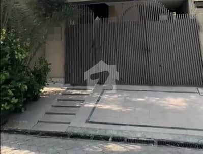 مرغزار آفیسرز کالونی لاہور میں 5 کمروں کا 10 مرلہ مکان 3.15 کروڑ میں برائے فروخت۔