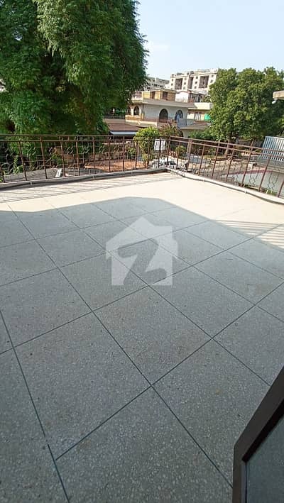 F10/3 Size 666 Upper Portion 3beds Tiles Flooring Rent 195000 Real Pic Near To Markaz