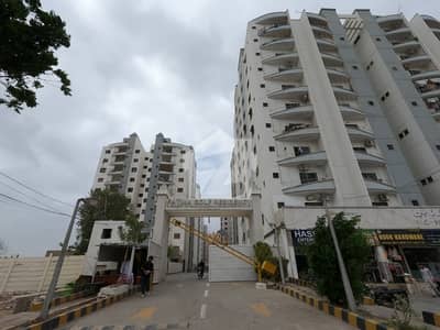 4 Bed Dd Duplex West Open Corner Airport Facing Available For Sale