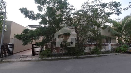 Ideally Located Prime Location House For sale In Naya Nazimabad Available