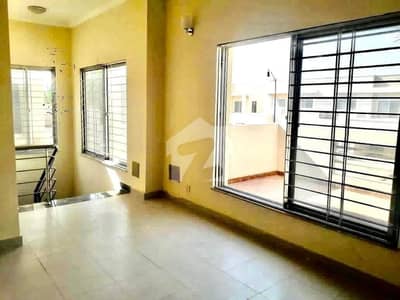 3Bed DDL 200sq yd Villa FOR SALE. Top Heighted Location near. Murree Point BTK (Hill View) 3Bed DDL 200sq yd Villa FOR SALE. Top Heighted Location near. Murree Point BTK (Hill View)