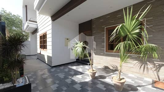 Luxurious 450 Square Yards House Available On Sale In Gulistan E Johar Block 14 Luxurious 450 Square Yards House Available On Sale In Gulistan E Johar Block 14
