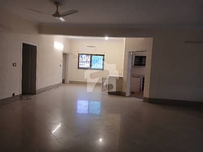 3 Bed Independent Upper Portion For Rent On 1 Kanal With Gas