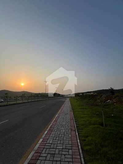Agochs 2 ready 8 marla plot available for sale.