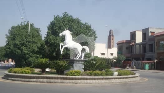 Builder Location 10 Marla Plot For Sale In Ghaznavi Block Bahria Town Lahore Builder Location 10 Marla Plot For Sale In Ghaznavi Block Bahria Town Lahore