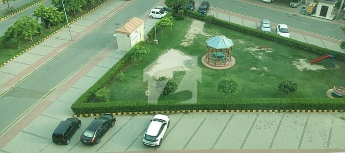 عسکری 11 ۔ سیکٹر بی اپارٹمنٹس عسکری 11,عسکری,لاہور میں 3 کمروں کا 10 مرلہ فلیٹ 1.65 لاکھ میں کرایہ پر دستیاب ہے۔