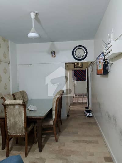 Urgent Flat for Sell at Hurmen Tower near Johar More Gulustan-e-Johar Block-19   Leased Property   Not on Bank Loan  Serious Buyers Contact