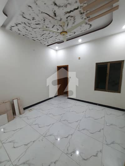 Flat Available For Commercial Purpose (Office Etc)