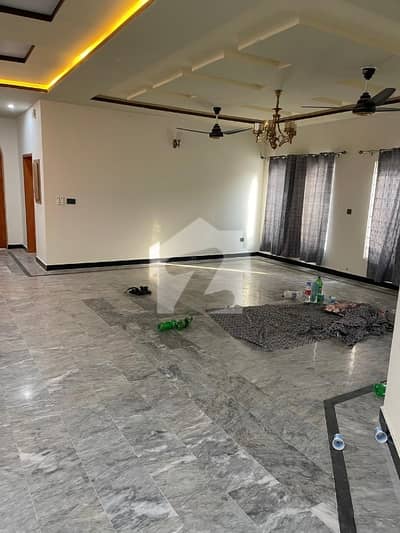 1 Kanal Portion Available For Rent