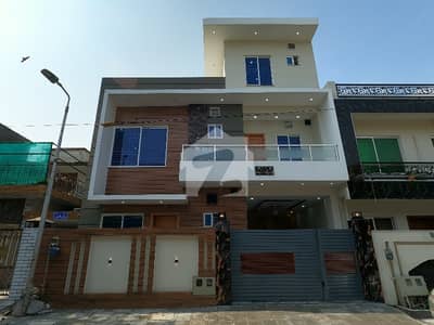 G-10/1 8 Marla House Up For Sale G-10/1 8 Marla House Up For Sale