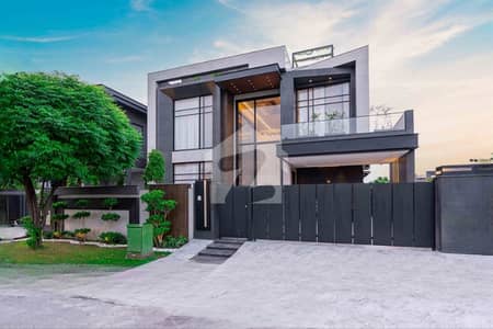 1 Kanal Top Quality Build Luxurious Beautiful Modern Design Villa With Basement For Sale In DHA Lahore Phase 6 Prime Location