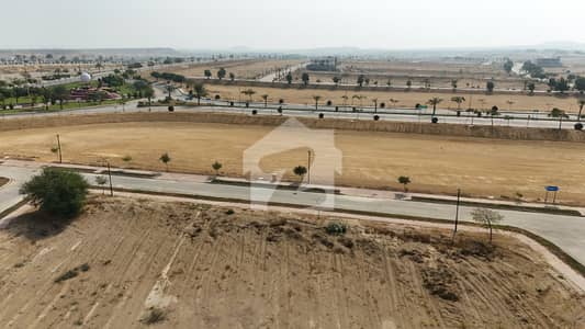 1000 Sq Yd Plot For Sale Bahria Golf City, Bahria Town Karachi Road-1, Most Heighted Location, Near P11A Villas & Huge Greenbelt | Ready-to-Construct | Best for Future Investment.