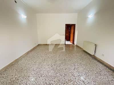 E-7 HOUSE FOR SALE OLD HOUSE