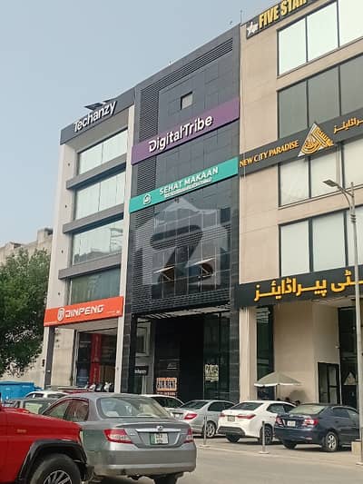 ڈی ایچ اے فیز 6 ڈی ایچ اے ڈیفینس,لاہور میں 8 مرلہ Studio دفتر 1.1 لاکھ میں کرایہ پر دستیاب ہے۔