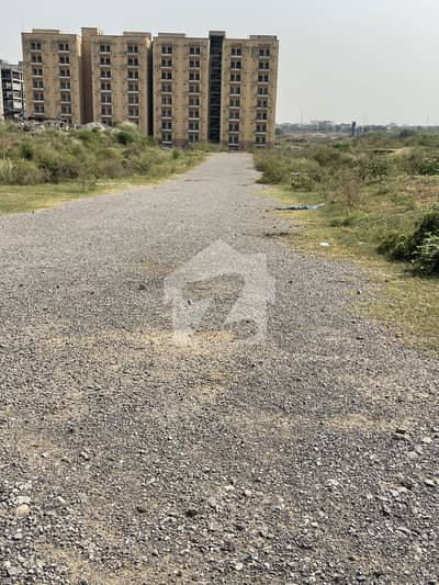 I-12/3 plot prime location size 25x50 ideally located