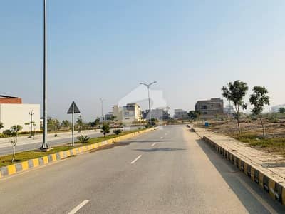 ڈی ایچ اے ڈیفینس پشاور میں 5 مرلہ پلاٹ فائل 71.5 لاکھ میں برائے فروخت۔