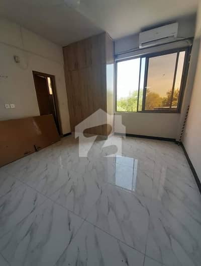 i-8/1. Ground floor family apartments available for rent ideal location
