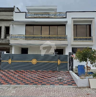 A House Of 1250 Square Feet In Mumtaz City