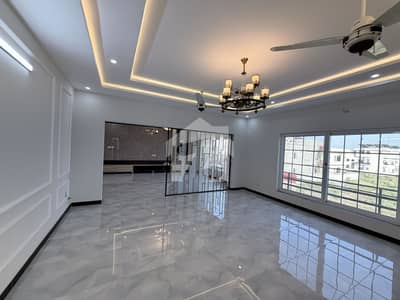 GROUND FLOOR AVAILABLE FOR RENT