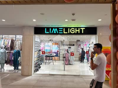 Shop Running On High Rent 66,660 THOUSAND Per Month