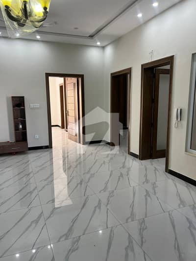 10 Marla Double Storey House Available For Rent