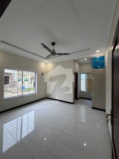 6 MRLA Like New House Available For Rent In M Block 6 MRLA Like New House Available For Rent In M Block