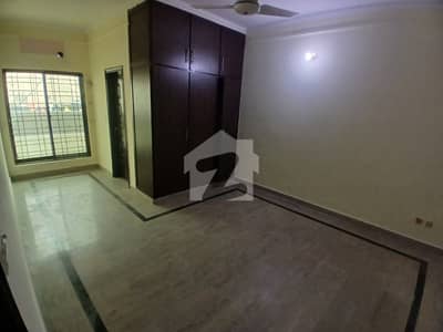 1 Kanal Full House For Rent Avelabal In Nishaman Iqbal Phase 1 In Lahore Bijli Pani Gas Avelabel