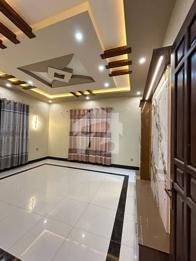 400 yards G+1 house available for sell