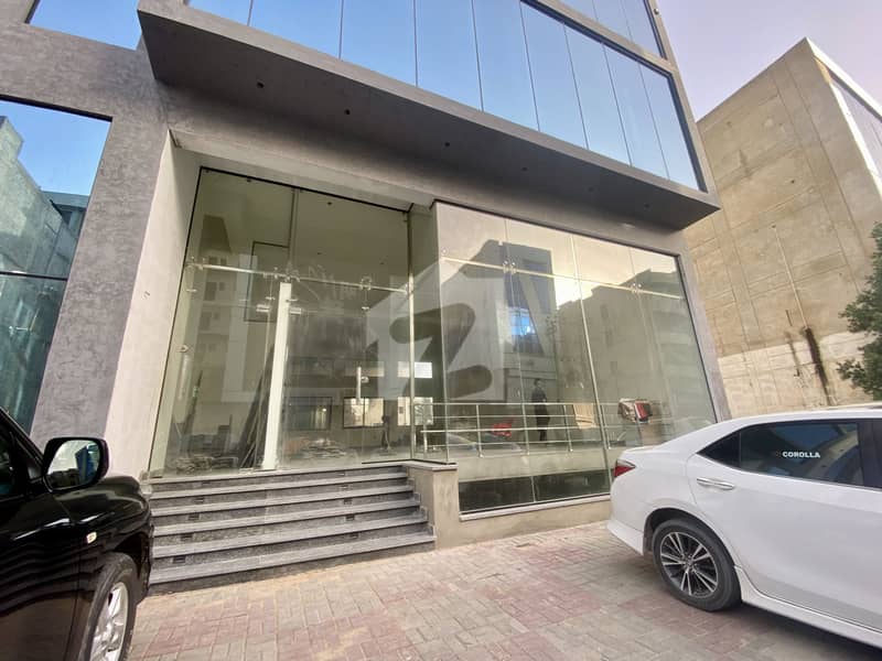 PRIME COMMERCIAL SHOWROOM FOR RENT PRIME COMMERCIAL SHOWROOM FOR RENT
