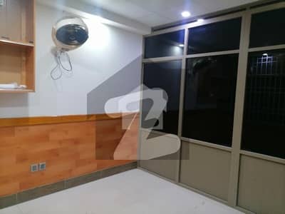 Reserve A Office Of 250 Square Feet Now In Gulshan-E-Iqbal - Block 5 Reserve A Office Of 250 Square Feet Now In Gulshan-E-Iqbal - Block 5