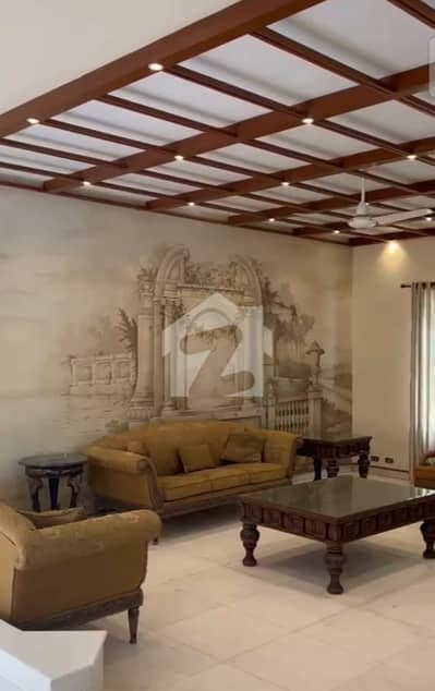 DEFENCE 700 YARDS BEAUTIFUL BUNGALOW FOR RENT