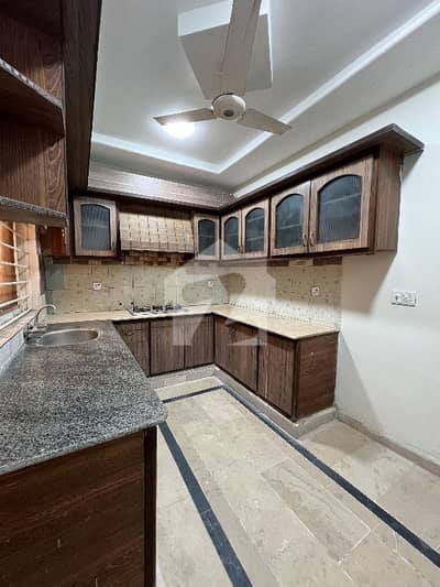 Prime Location House For Rent In Pakistan Town Phase 2