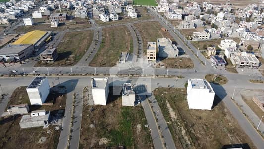 Prime Location 1 Kanal Residential Plot For sale In Master City Housing Scheme