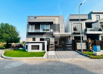 1602 Square Feet House For Sale In Rs. 32500000 Only