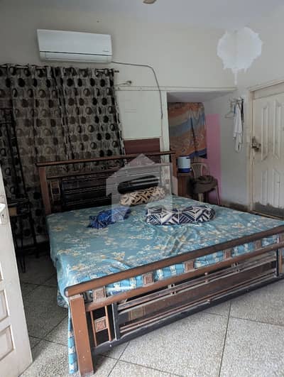 North Nazimabad block W 380 Yards Corner house available for Sale Main double Road of W block Near Green line