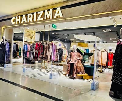 SHOP FOR SALE RUNNING ON HIGH RENT- RENT COMING PKR 32,000/-