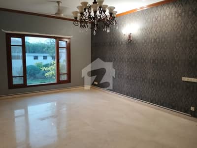 ڈی ایچ اے فیز 6 ڈی ایچ اے ڈیفینس,کراچی میں 7 کمروں کا 2 کنال مکان 14.0 لاکھ میں کرایہ پر دستیاب ہے۔ ڈی ایچ اے فیز 6 ڈی ایچ اے ڈیفینس,کراچی میں 7 کمروں کا 2 کنال مکان 14.0 لاکھ میں کرایہ پر دستیاب ہے۔